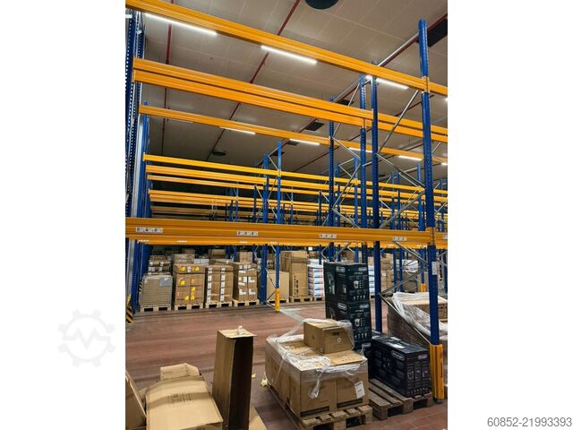Nagy teherbírású polcos raklapállványok 30,80 lfm Jungheinrich MPB Palettenregal H: 500cm, Fachlast: 2100 kg