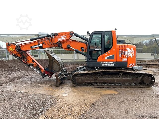 Lánctalpas kotrógép Doosan DX235LCR-5