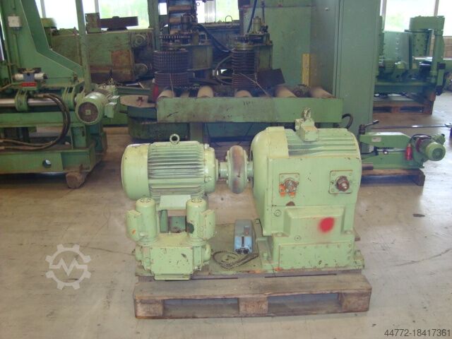 Υδροστατική μετάδοση συνεχώς μεταβαλλόμενη Böhringer 3 C 89 ZF / D 68