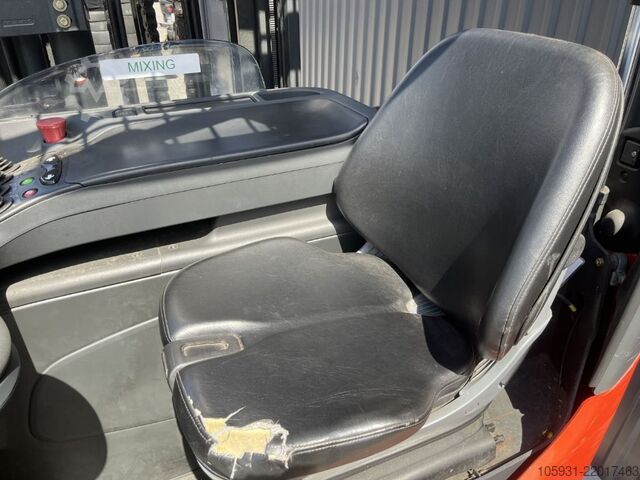 Retraktorový vozík Linde R16-01
