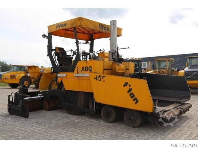 Afgewerkt ABG Titan 455