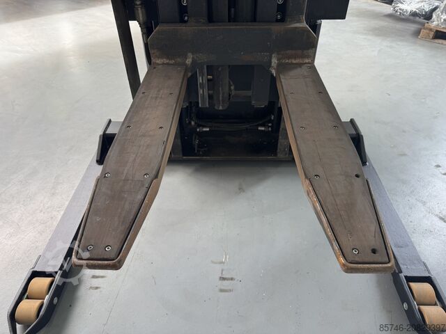 SWE 140 S - with PALLET CHANGER!! TOYOTA SWE 140 S - with PALLETCHANGER !!