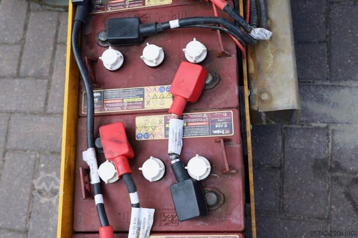 Elevador de tesoura Haulotte Optimum 8 As-Is, Electric, 7.77m Working Height, 2