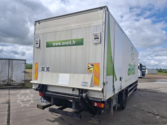 LKW mit Kofferaufbau RENAULT D14-280  - E6