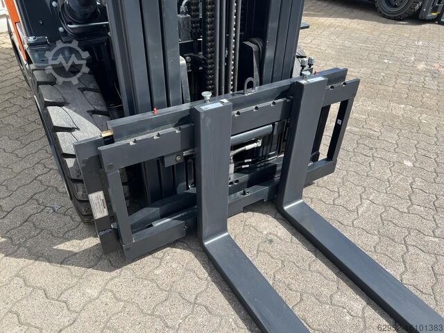 LPG-vorkheftruck Doosan G 30 P-7 / Neu