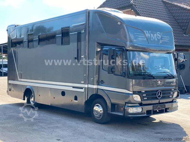 Φορτηγό μεταφοράς ζώων MERCEDES-BENZ Atego 818 Pferdetransporter