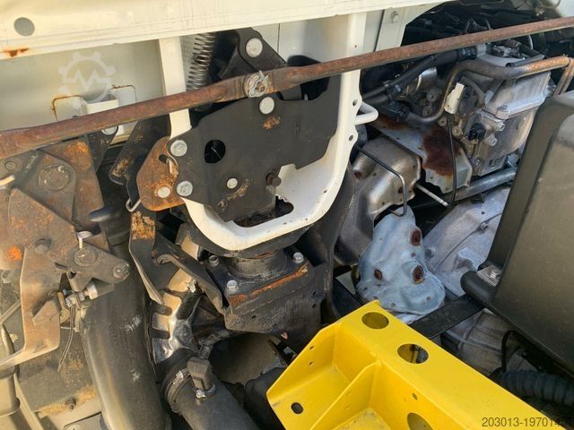 Truck-mounted work platform NISSAN Cabstar 4x2 Ruthmann Steiger TB 270