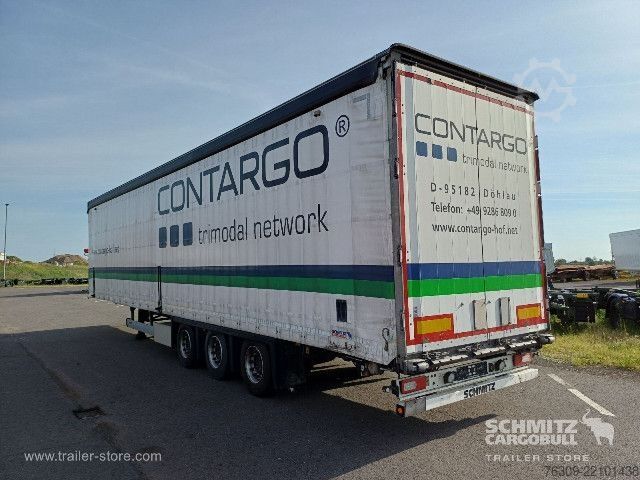 Åben sættevogn med presenning Schmitz Cargobull Curtainsider Mega Getränke
