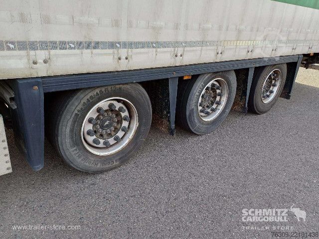 Åben sættevogn med presenning Schmitz Cargobull Curtainsider Mega Getränke