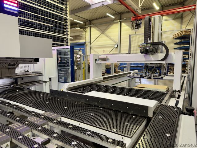 Automatische Schwenkbiegemaschine - 4 mm TRUMPF TruBend Center 7030