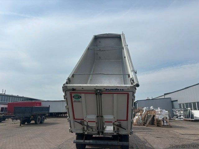 Kipper Auflieger SCHMITZ CARGOBULL SKI 24 SL 8,2 Kombiklappe
