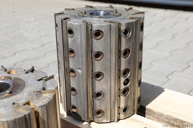 Set of aluminum heads