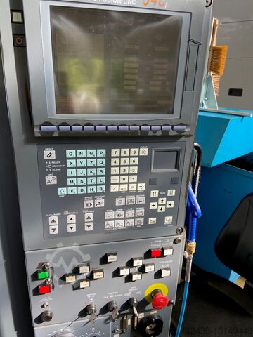 Bewerkingscentrum MAZAK VTC-200B