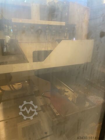 Bewerkingscentrum MAZAK VTC-200B