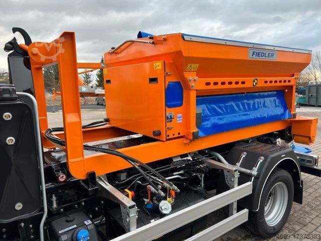 Altro FUSO CANTER 6S15 ABROLLKIPPER Winterdienst