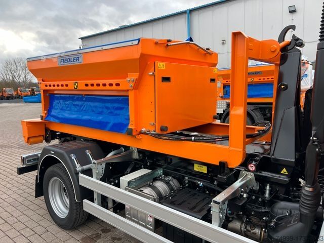 Altro FUSO CANTER 6S15 ABROLLKIPPER Winterdienst