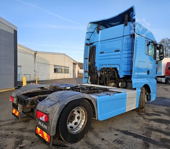 Standart çekici ünitesi MAN TGX 18.440 4x2 BLS