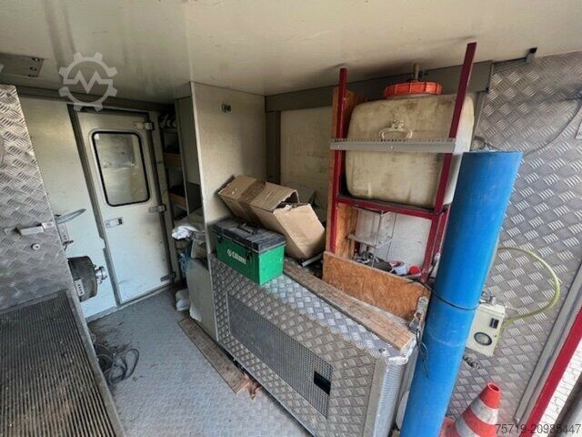 Vakumlu tank kamyonu MAN 8.180 4x2 TGL Dichtheitsprüffahrzeug Sklarz