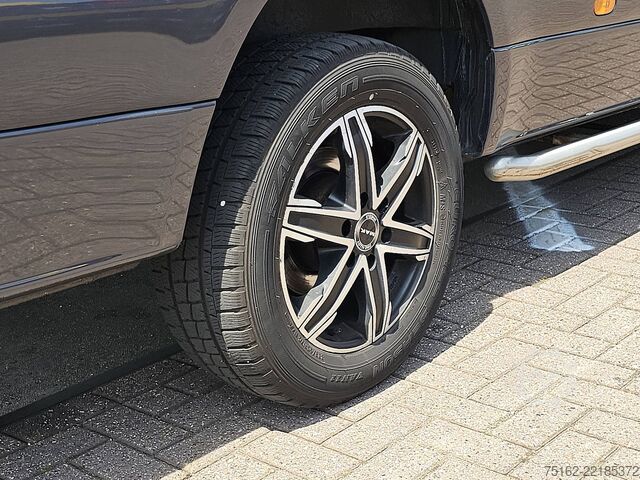 Yüksek tavanlı istasyon vagonu MERCEDES-BENZ SPRINTER 319 L3H2 V6 LED 3.0Ltr!