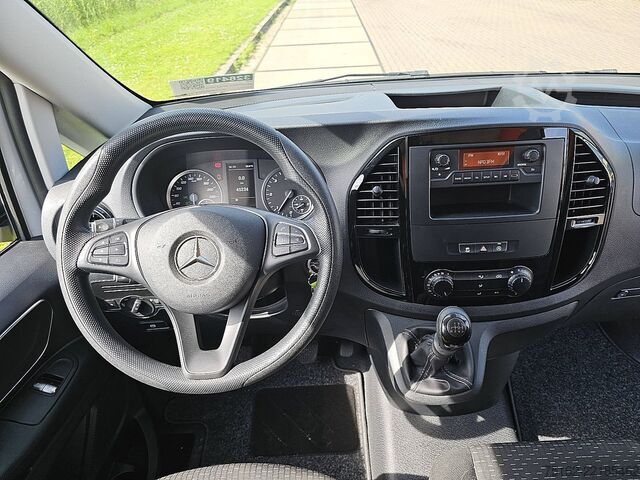 Yüksek tavanlı istasyon vagonu MERCEDES-BENZ VITO 114 L2 Euro6 Airco 136Pk