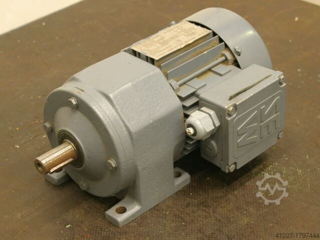 Převodový motor 0,12 kW 27 ot / min SEW-EURODRIVE R32DT71D8