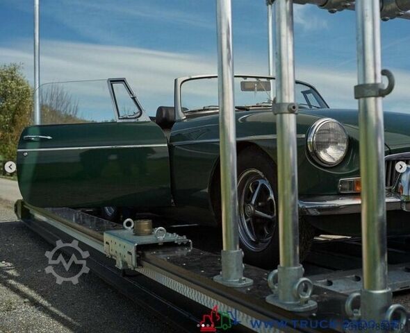 Autószállító teherautó Mercedes-Benz 2143 Spezialgespann für TV & Film Produktion