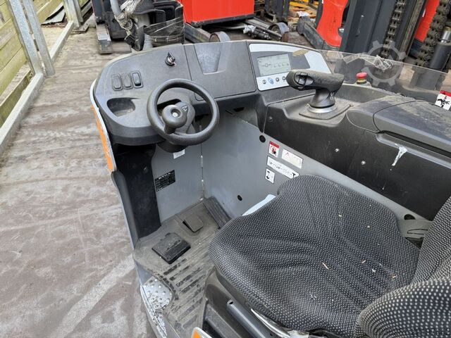 Chariot à mât rétractable Still FM-X14