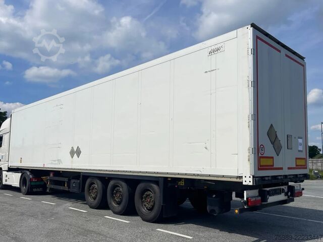 Valise Schmitz Cargobull SAF AXLES, DISC BRAKES, VERY GOOD TIRES