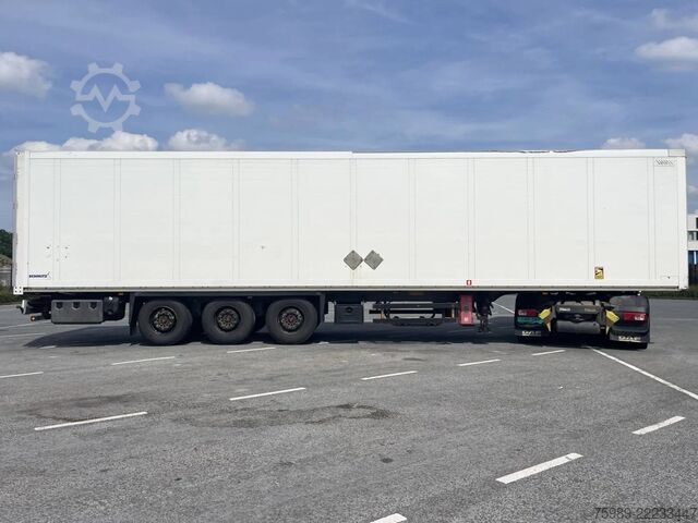 Valise Schmitz Cargobull SAF AXLES, DISC BRAKES, VERY GOOD TIRES