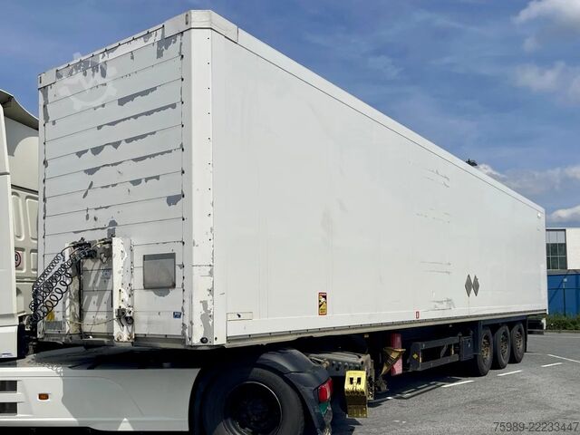 Valise Schmitz Cargobull SAF AXLES, DISC BRAKES, VERY GOOD TIRES