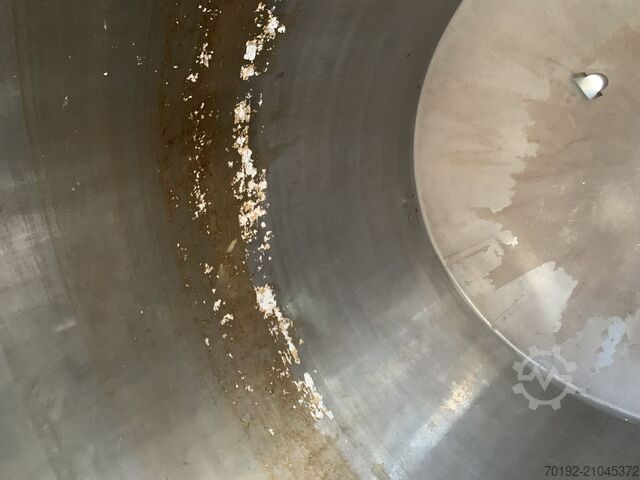 Μονωμένη δεξαμενή από ανοξείδωτο ατσάλι V2A χωρητικότητας 9000 λίτρων  S16870