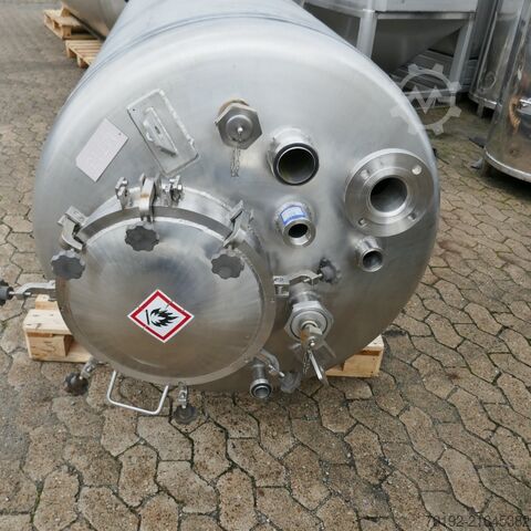 Δοχείο ανθεκτικό στην πίεση χωρητικότητας 2600 λίτρων από ανοξείδωτο ατσάλι V4A  9715
