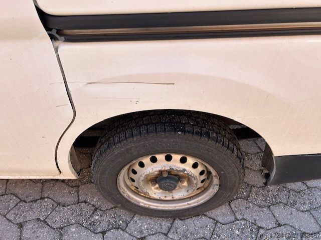 Kastenwagen NISSAN NV200 Tüv 07.2026 2x Schiebe Tür AHK SORTIMO