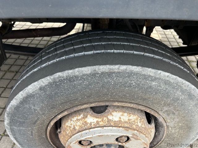 Schuifzeil bestelwagen MAN LE 8.140 L2000 Blatt Luftfederung