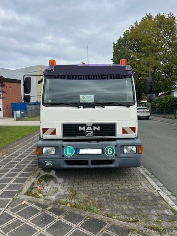 Vrachtauto met open laadbak MAN 14.224  Handschaltung 6 Zylinder