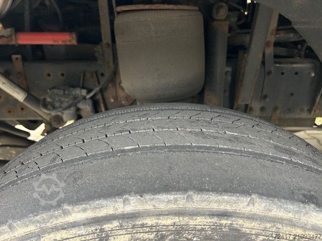 Vrachtauto met open laadbak MAN 14.224  Handschaltung 6 Zylinder