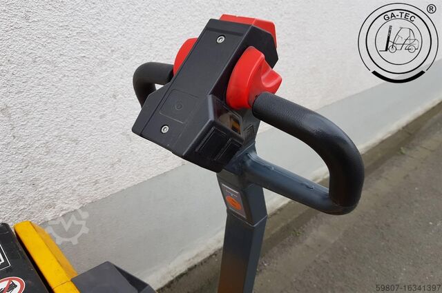 Empilhadeira baixa Jungheinrich EJE 16
