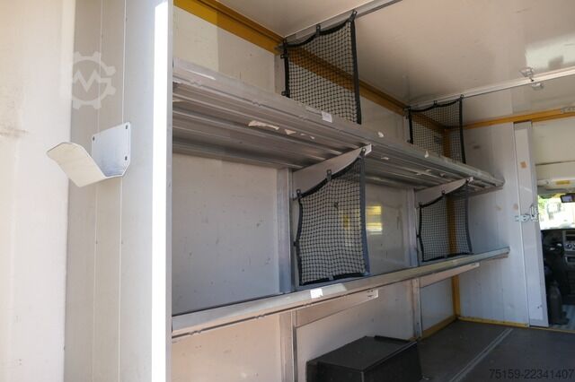 Furgone chiuso iveco Daily 35 S11 C30C AUTOMATIK KAMERA Regale LUFT DURCHGANG EURO-5 CoC