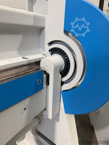 Masina de indoit si foarfece ghilotina Schechtl KS200 & HT200