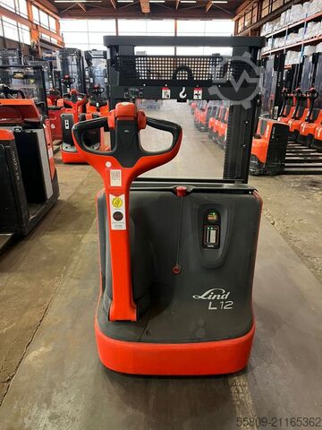 High Lift stacker Linde L12 // 3166h Betriebsstunden