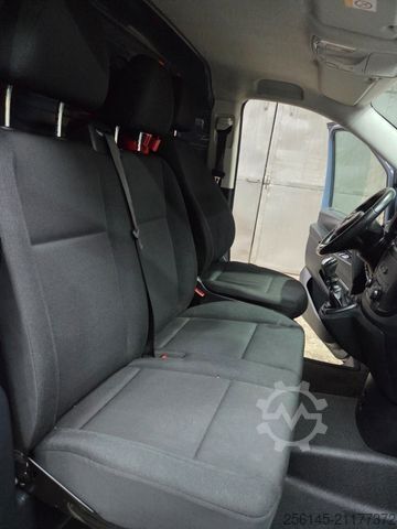 Dobozos furgon MERCEDES-BENZ Vito Kasten 110  Kamera Tempom. Klima Tüv neu E6