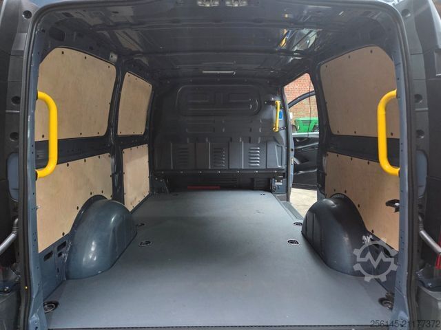 Dobozos furgon MERCEDES-BENZ Vito Kasten 110  Kamera Tempom. Klima Tüv neu E6