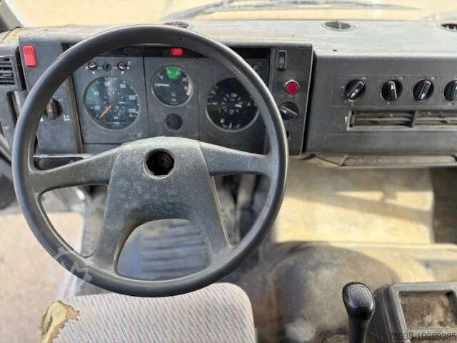 Valise Mercedes-Benz LK 817 (6-CILINDER) ORIGINAL DUTCH TRUCK WITH C...