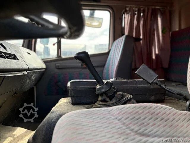 Valise Mercedes-Benz LK 817 (6-CILINDER) ORIGINAL DUTCH TRUCK WITH C...