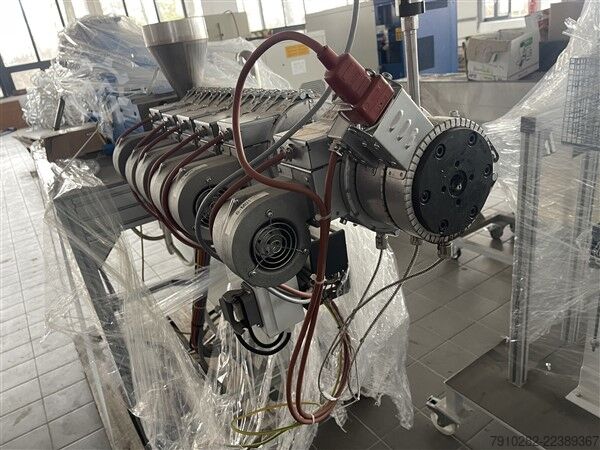 Estrusore bivite PMH 25 mm - 32 l/d PMH Plasticmaschinen handelsgesellschaft PMH DS25-32LD twin-screw extruder