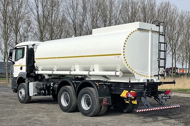 Autocisterna per alimenti MAN TGS 33.400 BB CH Water Tank Truck (8 units)