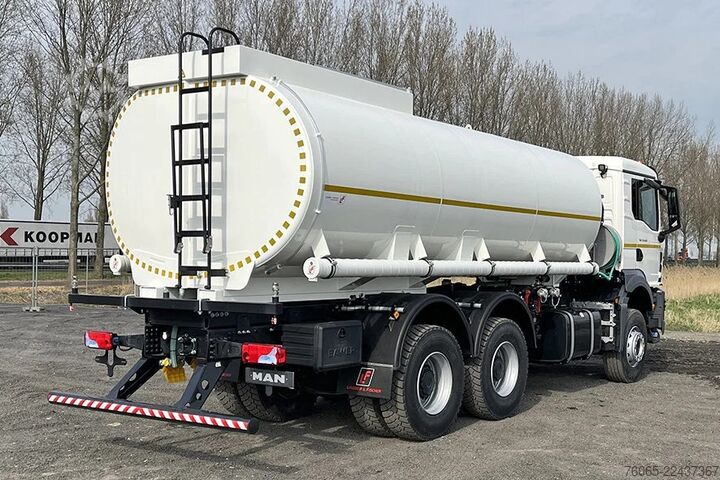 Autocisterna per alimenti MAN TGS 33.400 BB CH Water Tank Truck (8 units)
