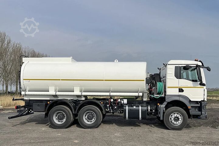 Autocisterna per alimenti MAN TGS 33.400 BB CH Water Tank Truck (8 units)