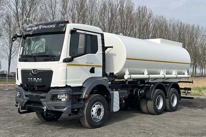 Autocisterna per alimenti MAN TGS 33.400 BB CH Water Tank Truck (8 units)