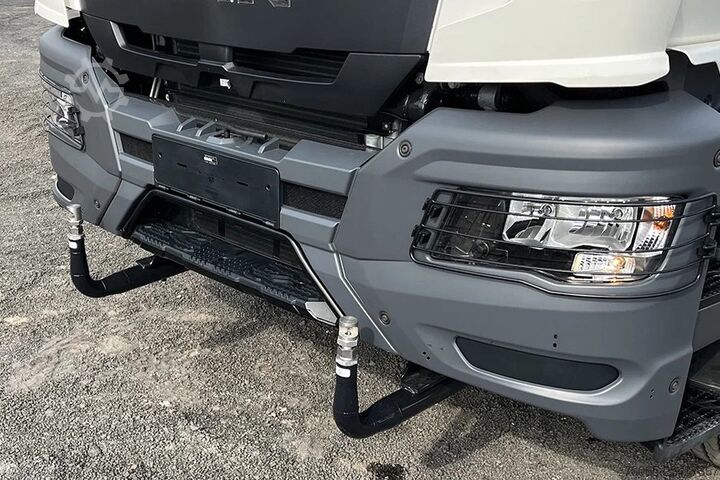 Autocisterna per alimenti MAN TGS 33.400 BB CH Water Tank Truck (8 units)